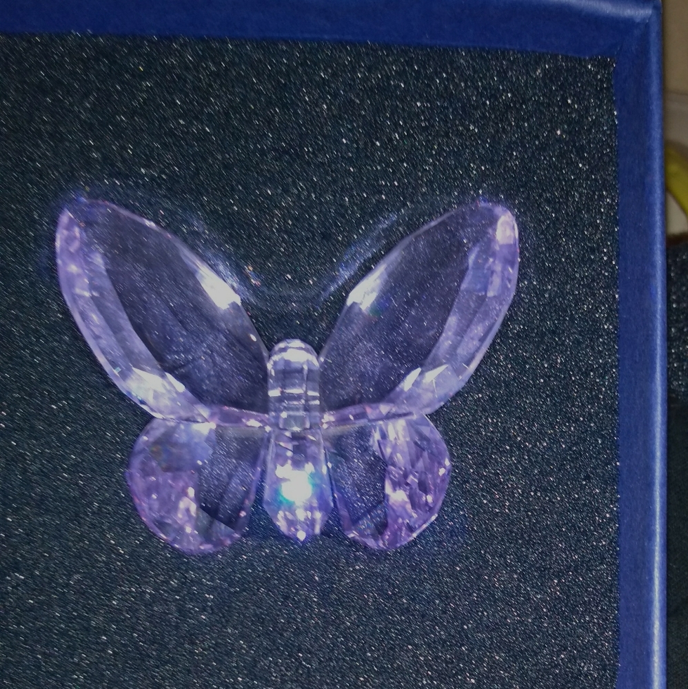 Swarovski Pristine crystal violet butterfly with box COA